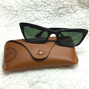 BRAND NEW! Black Lady Burbank Ray-Ban Sunglasses
